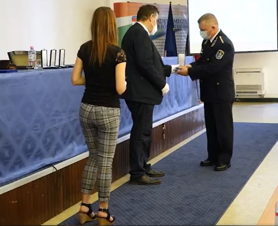 Polgárőr elismerést vehetett át Birtalan Róbert rendőr őrnagy és Dr. Vaslóczki Ferenc rendőr alezredes