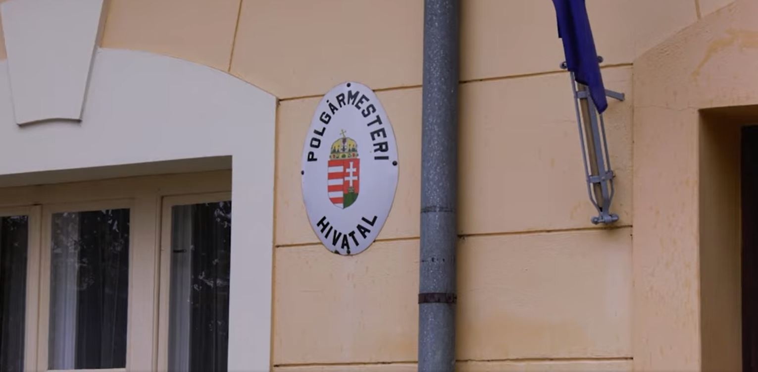 Pozitív lett a vírustesztje a polgármesteri hivatal egyik dolgozójának